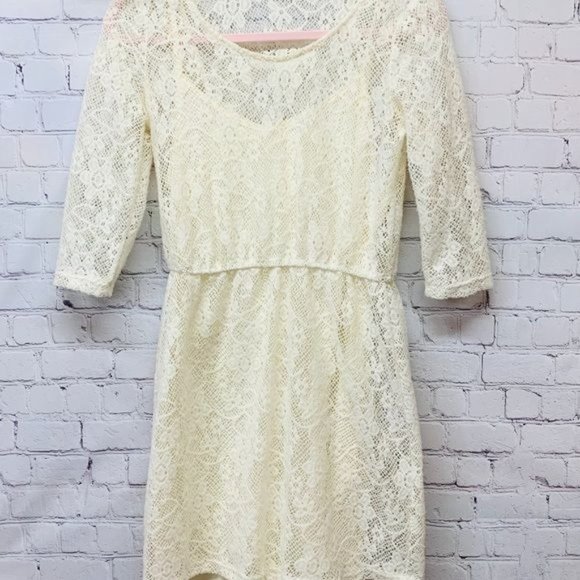 Nicolette | 3/4 sleeve boho dress size Medium - Picture 5 of 5